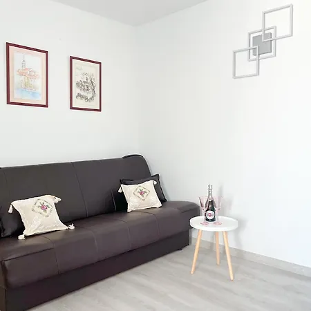 Apartmani Adrijan Krk Krk Town Exterior photo