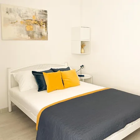 Apartmani Adrijan Krk Krk Town Exterior photo