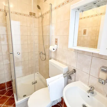 Apartmani Adrijan Krk Krk Town Exterior photo