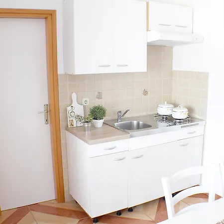 Apartmani Adrijan Krk Krk Town Exterior photo